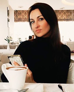 jolie femme russe en France